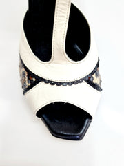 Load image into Gallery viewer, JANIS   F.626 (R.L. by WISH DANCE) - Scarpa in Pelle Beige e Pelle Nera con inserto in Materiale di Paillettes Leopardate Tacco a Spillo Sottile Smaltato Nero