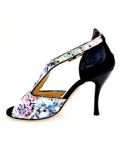 Load image into Gallery viewer, Sandalo Outlet 1557H in tela con disegno floreale a rilievo, tacco a spillo e dettaglio in lurex nero.