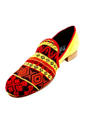 Carica immagine nella Galleria, Mocassino uomo Wish Dance Shop MS21 in tessuto con fantasie messicane, tallone in camoscio giallo senape e tacco in legno