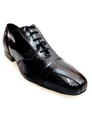 Carica immagine nella Galleria, Scarpa da uomo Milo Wish Dance in morbida pelle nera e vernice nera, punta squadrata, stile elegante e moderno.