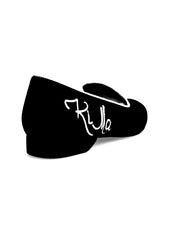 Carica immagine nella Galleria, Mocassino Stefan Black (MS20) KIMA in camoscio nero con profilo bianco e ricamo bianco, forma lunga, scarpa elegante da Wish Dance Shop.