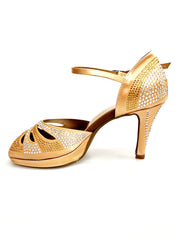 Carica immagine nella Galleria, Alexa (LP4) - Scarpa da Ballo in Raso Carne Flash Con Swarovski e Tacco Basso a Spillo Largo e Plateau