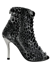 Load image into Gallery viewer, ALEXIS Silver Black (Art. 132) - Mezzo Stivaletto con Zip in Sunseet Canna di Fucile Tacco a Spillo in Alluminio Laminato Grigio canna di fucile