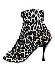 Carica immagine nella Galleria, ALEXIS Leyopa (Art. 132) - Mezzo Stivaletto con Zip in Raso seta Maculato Leopardo Bianco Tacco a Spillo in Alluminio Smaltato Nero