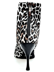 Carica immagine nella Galleria, ALEXIS Leyopa (Art. 132) - Mezzo Stivaletto con Zip in Raso seta Maculato Leopardo Bianco Tacco a Spillo in Alluminio Smaltato Nero