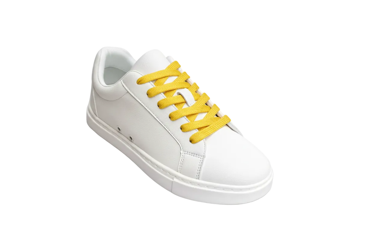 Sneaker Ecopelle Totale Bianca materiale Vegan confort Light Flex Suola in Gommina e Resina Tecnica Cerchi, vista indossata