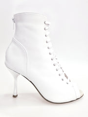 Carica immagine nella Galleria, ALEXIS White Angel (Art. 132) - Mezzo Stivaletto con Zip in Pelle Bianca Tacco a Stiletto Squadrato Sottile in Alluminio Laminato Argento