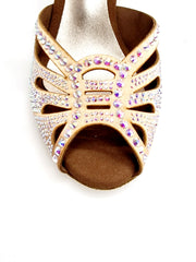 Carica immagine nella Galleria, DADA DIAMOND QC (L55) - SCARPA DA BALLO DA DONNA IN RASO SETA CARNE FLASH CON SWAROVSKI BOREALI CINTURINI INCROCIATI SUL COLLOPIEDE E TACCO A ROCCHETTO