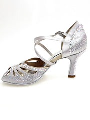 Carica immagine nella Galleria, DADA Diamond (L55) - Scarpa da Ballo Donna in Raso seta Argento con Cinturini incrociati sul Collopiede Swarovki Boreali Tacco a Rocchetto