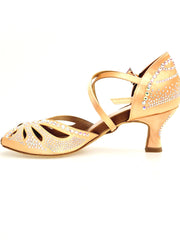 Carica immagine nella Galleria, DADA DIAMOND QC (L55) - SCARPA DA BALLO DA DONNA IN RASO SETA CARNE FLESH CON SWAROVSKI BOREALI CINTURINO INCROCIATO SUL COLLOPIEDE TACCO A ROCCHETTO BASSO