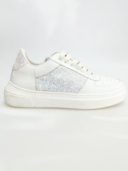 Load image into Gallery viewer, MIKI Cielo Perla (SK2) - Sneaker in Pelle Bianca Fori Traspiranti inserti Kristall Celeste Perla Boreale Foderata in tessuto antisudore traspirante sottopiede confort plus con Suola in Lattice Bianca