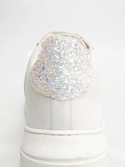 Load image into Gallery viewer, MIKI Cielo Perla (SK2) - Sneaker in Pelle Bianca Fori Traspiranti inserti Kristall Celeste Perla Boreale Foderata in tessuto antisudore traspirante sottopiede confort plus con Suola in Lattice Bianca