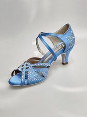 Carica immagine nella Galleria, SAMIRA (L19) - Scarpa da Ballo in Raso Seta Azzurro Cielo Con Swarovski Boreali e Tacco Basso a Rocchetto