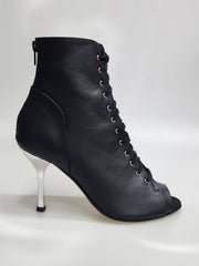 Carica immagine nella Galleria, ALEXIS Black Silver (Art. 132) - Mezzo Stivaletto con Zip in Pelle Nera Tacco a Stiletto Squadrato Sottile in Alluminio Laminato Argento