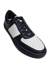 Carica immagine nella Galleria, REY Black/White (L0701FCE) - Sneaker in Ecopelle Vegan Bianca e Nera Suola Nera in Gommina e Resina Tecnica Cerchi Bianchi Pivot