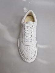 Load image into Gallery viewer, THOR (L0701FCE) - Sneaker in Ecopelle Vegan Suola Bianca in Gommina e Resina Tecnica Cerchi Neri