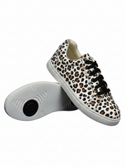 Load image into Gallery viewer, Ataca Vortice (FCE) - Sneaker in Tessuto Leopardo Bianco Suola Bianca in Gommina e Resina Tecnica Cerchi Neri