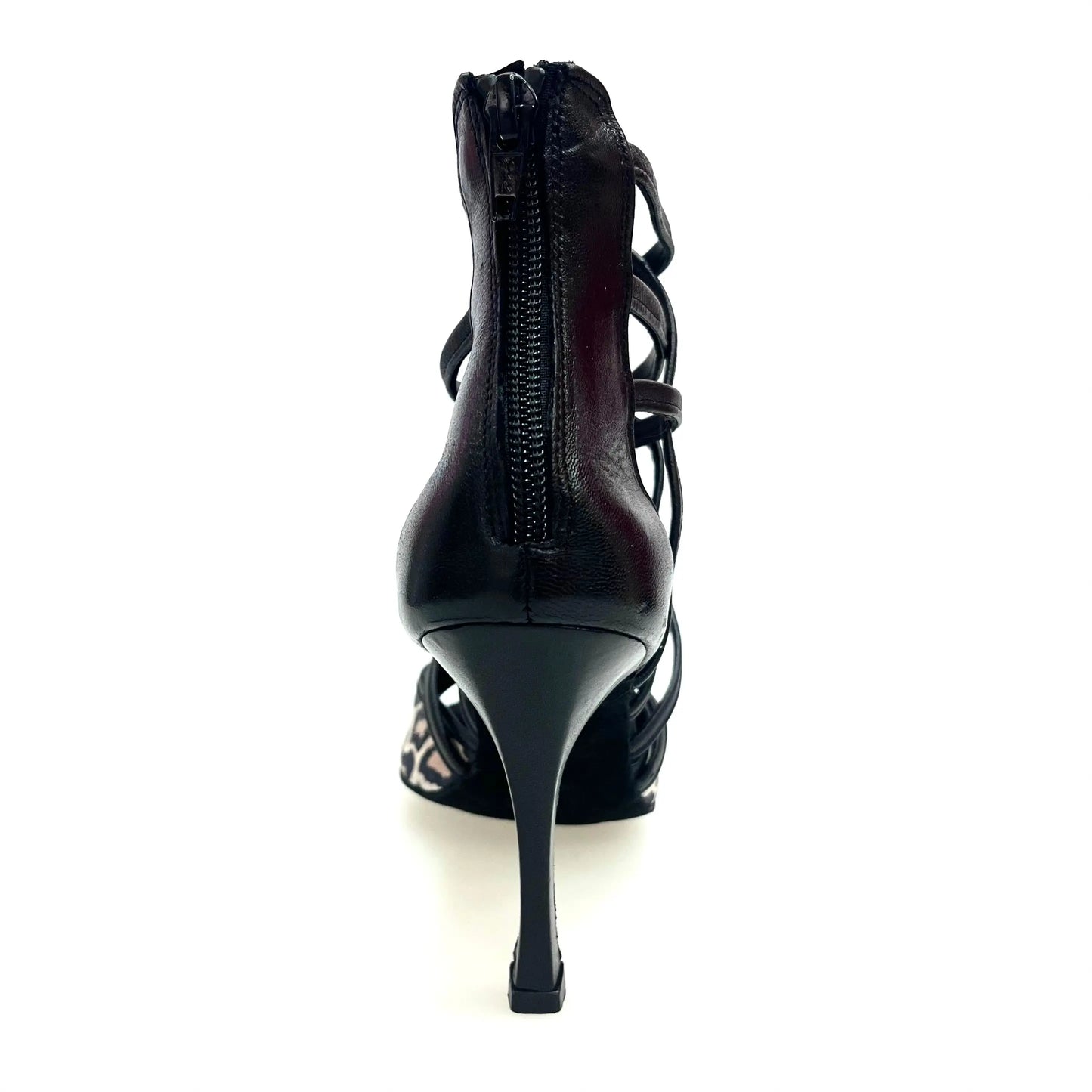 Scarpa donna Wishdance Megan 161P in pelle nera con tomaia anteriore in maculato, sandalo elegante e comodo.