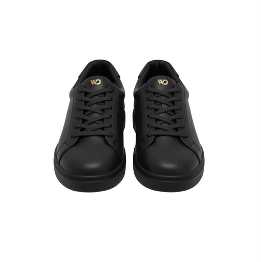 Scarpa sneaker ecopelle nera ATACA Versus Vortex con suola in gomma e resina, dettagli oro e design comodo e leggero.