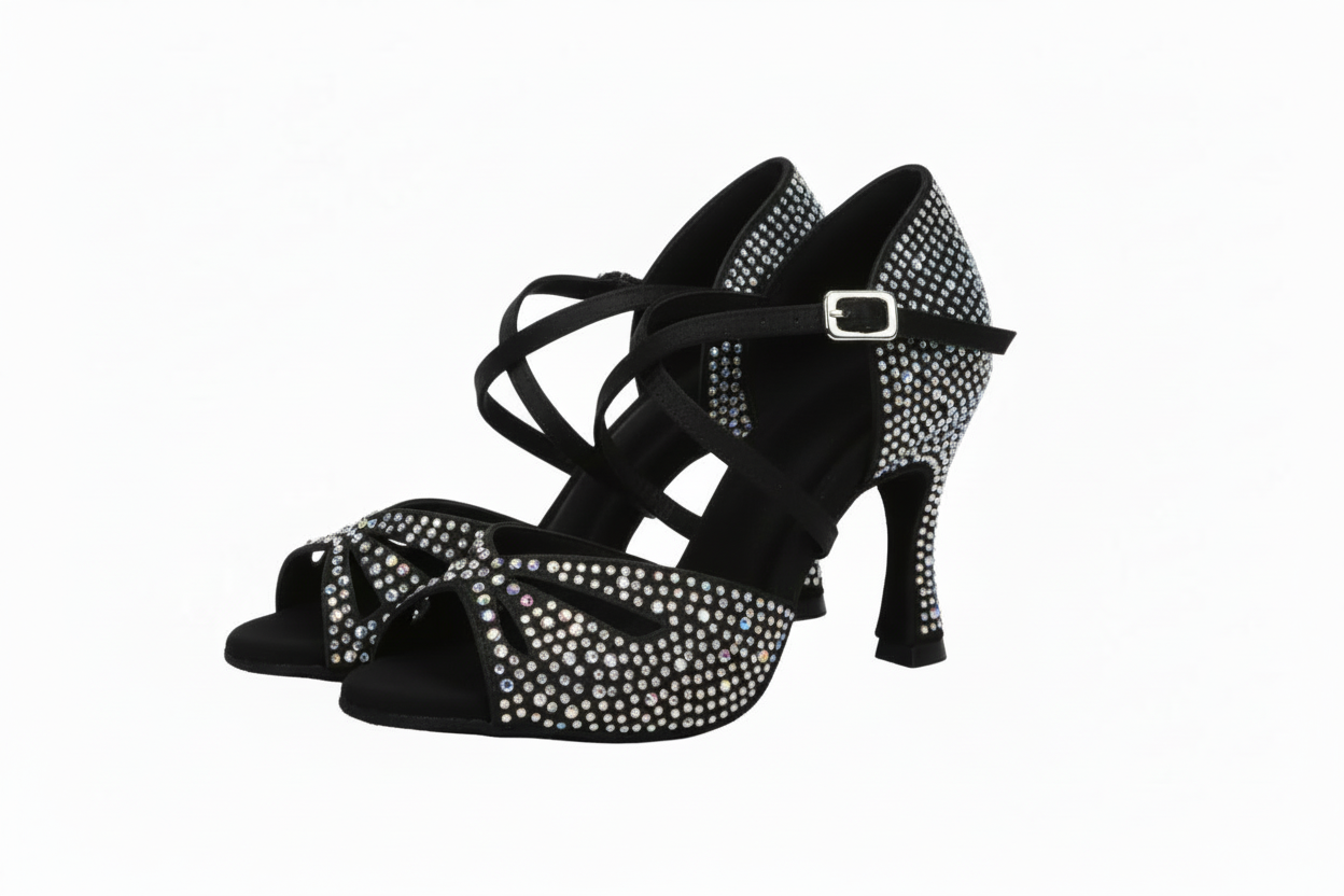 Scarpa da donna Wish Dance Shop FLAVIA Dreams Deluxe in raso nero con strass boreali e tacco a rocchetto, elegante e brillante.