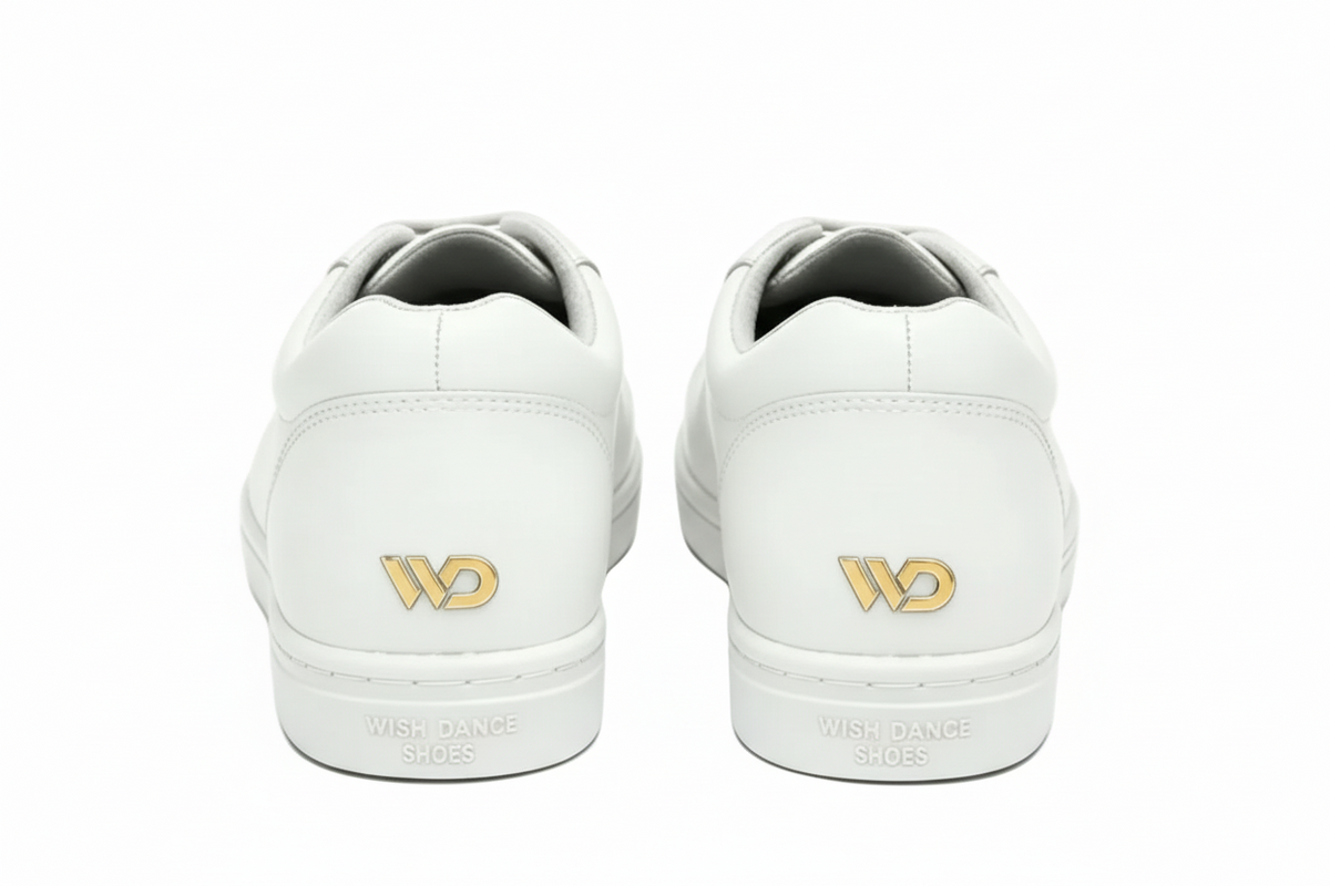 Sneaker ecopelle bianca Gabriel Vortex ATACA Wish Dance Shop, comfort light flex suola in gomma e resina, dettagli oro pivot.
