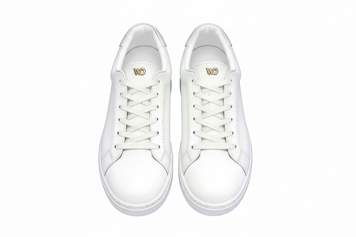 Sneaker ecopelle bianca ATACA Gabriel Vortex Wish Dance con suola bianca, dettaglio oro e suola in gomma e resina, stile comfort.