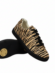 Carica immagine nella Galleria, ATACA Tiger Vortex (FCE) - Sneaker disegno Tigre Bengala Beige materiale Vegan confort Light Flex Suola Nera in Gommina e Resina Tecnica Cerchi Neri Pivot