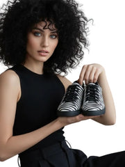 Load image into Gallery viewer, ATACA Zebry Black Vortex (FCE) - Sneaker in Tessuto Zebrato materiale Vegan confort Light Flex Suola Nera in Gommina e Resina Tecnica Cerchi Bianchi Pivot