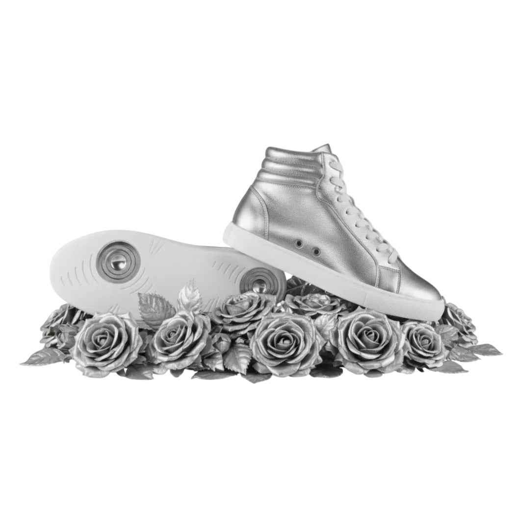 Sneaker GERO Noah Silver Vortex in ecopelle argento, collo alto, suola bianca in gomma e resina, design vegan e confortevole.