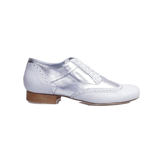 Scarpa stringata Adone MS14 in pelle bianca e argento, forma tonda, stile Oxford Brogue, elegante e raffinata.