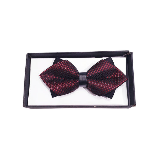 Papillon Wish Dance Shop a punta, fantasia elegante con mini quadri sovrapposti in rosso Bordeaux su base nera.