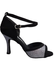 Cargar imagen en la Galería, Sandalo da donna Wendi/BO-N Wish Dance Shop in camoscio nero e glitter grigio carbonio, con suola elegante e dettagli luminosi