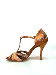Carica immagine nella Galleria, CAMILA Superb (accollata) L13 - Scarpa da Ballo in Raso Seta Bronzo con Swarovski Boreali e Tacco a Spillo Laminato Oro Ramato Wish Dance Shop