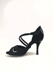 Carica immagine nella Galleria, Gravity SW QC (32QC) - Scarpa Da Donna in Raso Seta Nero con Swarovski Disegno Bastone Cinturino incrociato sul collopiede Wish Dance Shop