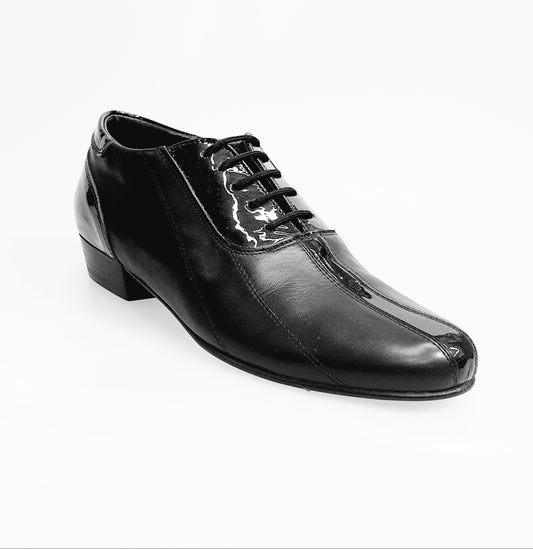 Scarpa da uomo Wish Dance Andrey (005V) con stringhe, modello Oxford in pelle nera con intarsi in vernice nera