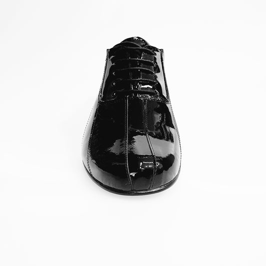 Scarpa da uomo Wish Dance Andrey 005V Oxford in vernice nera con inserto in vernice nera, chiusura stringata elegante.