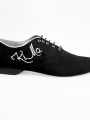Carica immagine nella Galleria, Esteban (MS07) KIMA - Stringata da Uomo chiusura Mod. Oxford in Camoscio Nero Ricamo Kima Bianco Forma Tonda