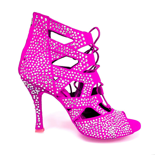 Sandalo a tronchetto Olimpya Extra Plus in camoscio fuxia con Swarovski Boreali e tacco squadrato, stile elegante e alla moda