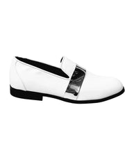Carica immagine nella Galleria, Scarpa mocassino Jackson (PJ) in vernice bianca con fascia argento, rivestito in vera pelle italiana, elegante e raffinata.