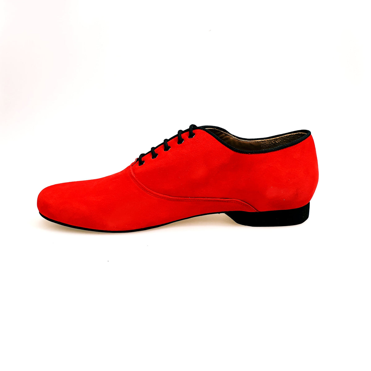 Milano (MS07) KIZMI - Stringata da Uomo chiusura Mod. Oxford in Camoscio Rosso e Profilo Nero ricamo Kizmi, dettaglio tacco