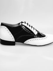 Carica immagine nella Galleria, Adone (MS14) - Stringata Coda di Rondine Mod. Oxford Brogue Scarpa in Vernice Bianca e Vernice Nera Forma Tonda Wish Dance Shop