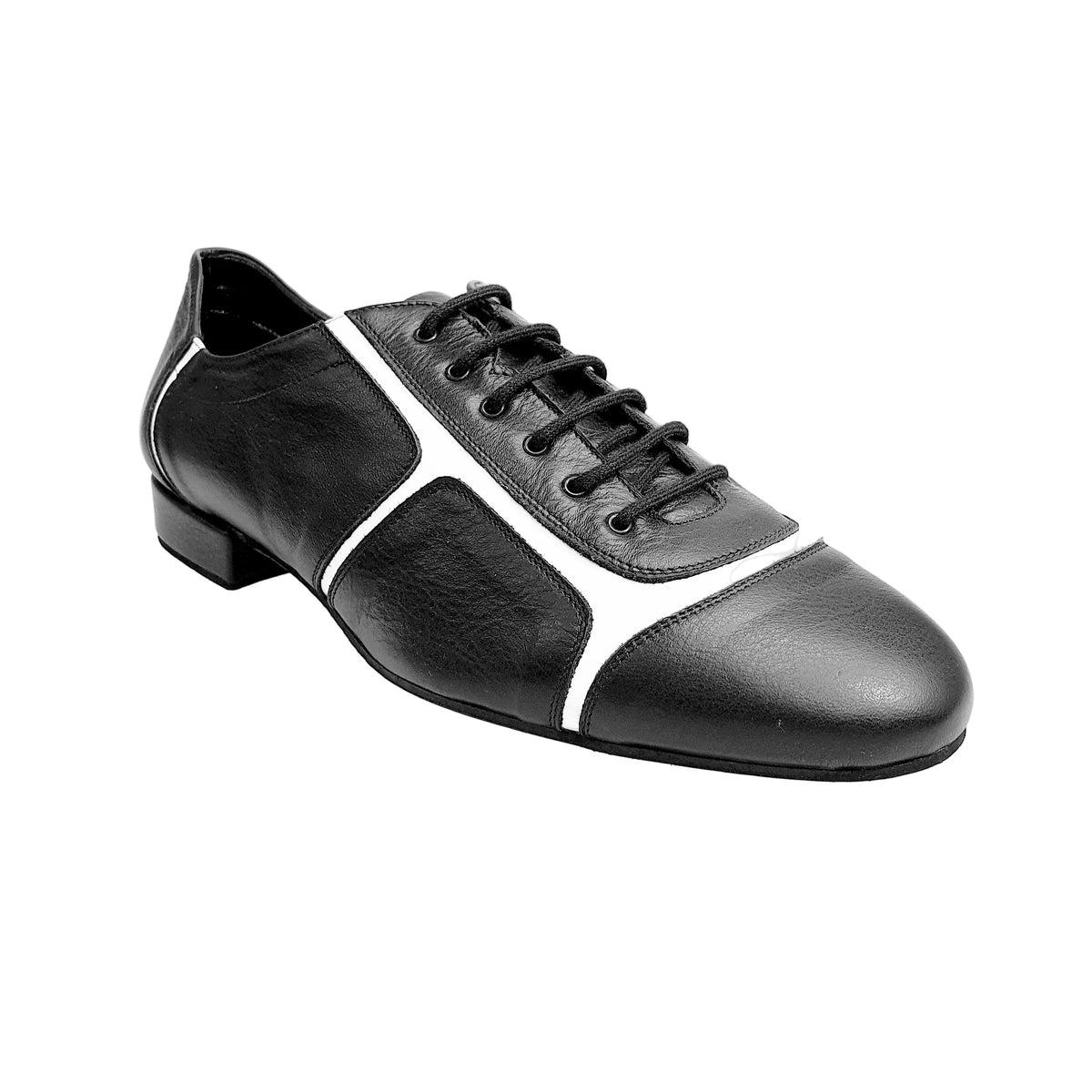 Sneaker Manuel 820 in pelle nera con inserti in vernice bianca, scarpa sportiva con design moderno e dettagli eleganti.