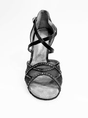 Load image into Gallery viewer, Scarpa da donna Rosa QC Wish Dance Shop con raso nero, rete e dettagli di strass nero, elegante e raffinata.