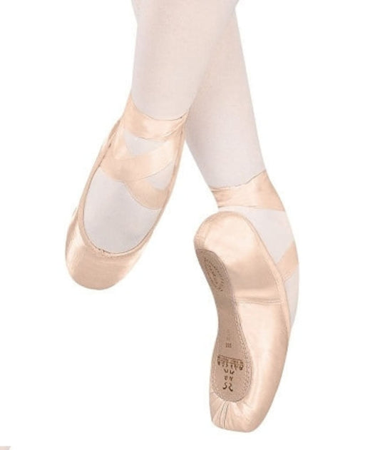 Punte da danza classica Sansha Recital 202S con appoggio largo per maggiore stabilità, per ballerine di livello medio.