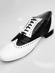 Carica immagine nella Galleria, Adone (MS14) - Stringata Coda di Rondine Mod. Oxford Brogue Scarpa in Pelle Bianca e Pelle Nera Forma Tonda Wish Dance Shop