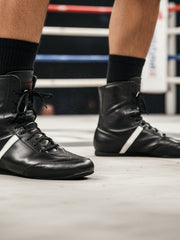 Carica immagine nella Galleria, Sneaker alta Wish Dance Shop in pelle nera con dettaglio in pelle bianca e rivestimento in vera pelle italiana.