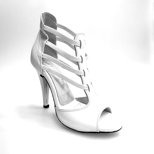 Sandalo da donna Lilith (460) in pelle bianca, scarpa Wish Dance Shop con cinturino e suola in gomma elegante e comoda.