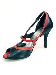 Load image into Gallery viewer, Scarpa da donna Malena 4400 in pelle nera e rossa, elegante e alla moda, con dettagli in pelle rossa e suola robusta.