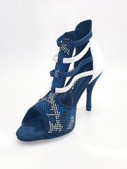 Load image into Gallery viewer, Viper Blu/White (460PW) - Sandalo da Donna in Camoscio Blu notte Livrea Vipera con borchiette bianche e Nere e Swarovski blu Elastici Bianchi e Blu con Tacco a Spillo Rivestito Pelle Bianca