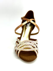 Carica immagine nella Galleria, CAROLIN QC (Marea L14) - Scarpa Da Donna Linea Biflex in Raso Seta Carne Con Swarovski Boreali e Tacco a Rocchetto/Slim Latino Basso